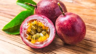 Maracuja (mučenka passion fruit) – kalorie (kcal i kJ), vitamíny, minerály a recepty