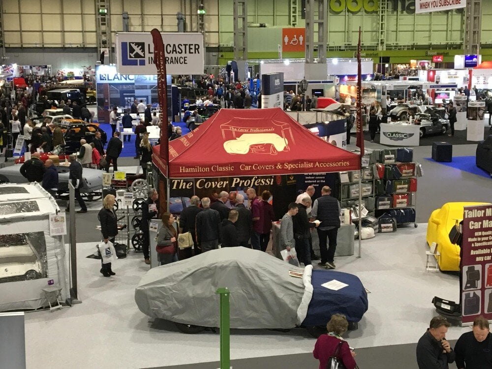 Moderní nafukovací stany